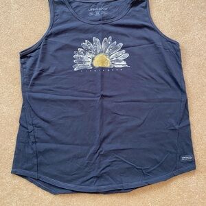 Women’s Life is Good Daisy Tank